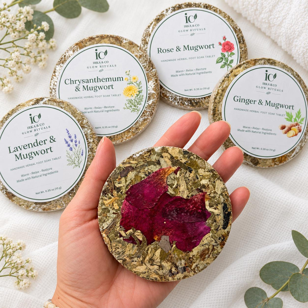 Herbal foot soak tablets pressed from mugwort with lavender, rose, chrysanthemum and ginger